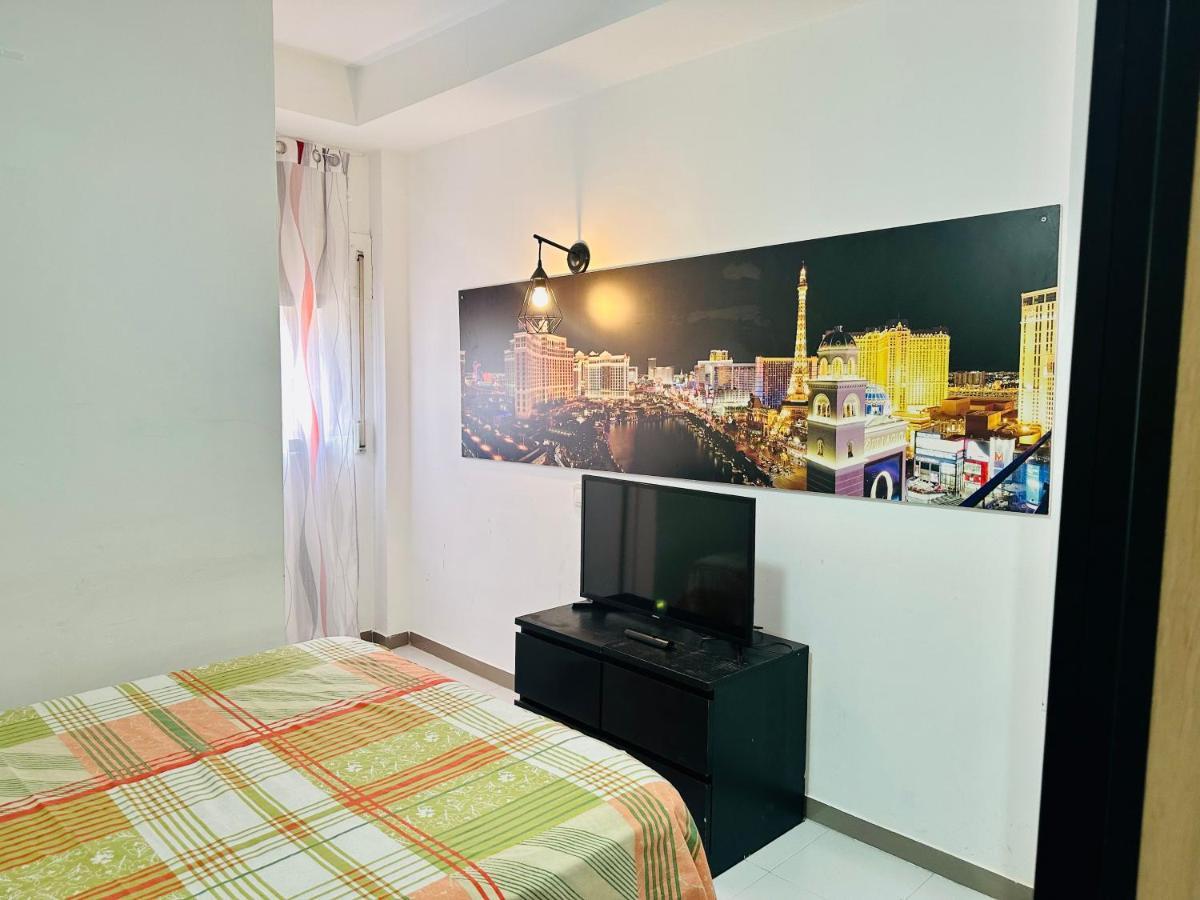 Habitacion Madrid Kültér fotó